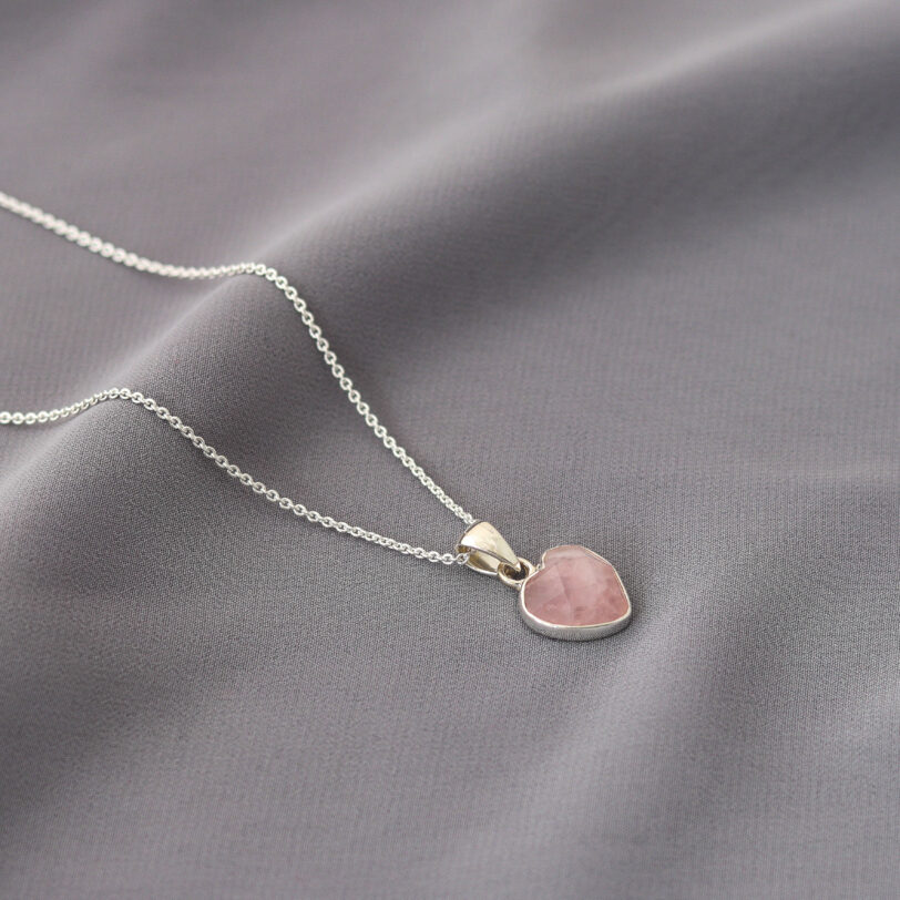 collar corazon cuarzo rosa plata alfonso sanchez 2