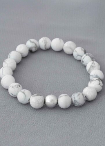 Pulsera de Howlita con dije de plata 925